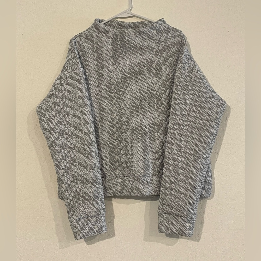 GapFit Quilted Jacquard Knit Funnel-Neck Pullover Size L